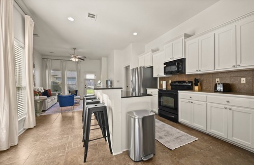 St. Gabriel House | Rental Unit 10 miles from LSU
