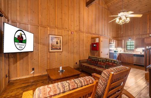 Branson Cabin | Resort Cabin Minutes from Branson Excitement