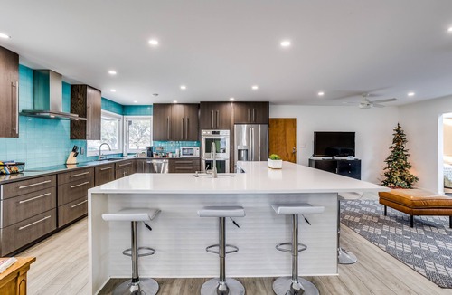 Wichita House | Resort Style Stay-Heated POOL-Pickleball-PuttPutt-Hot Tub-Epic Kitchen-King Beds