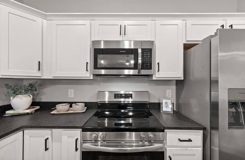 Clarksville Condo | River's Edge (111 Hickory Grove BLVD)