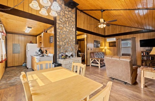 Dillsboro Cabin | Riverfront Cabin, Mountain Views, Fishing, and Hiking!