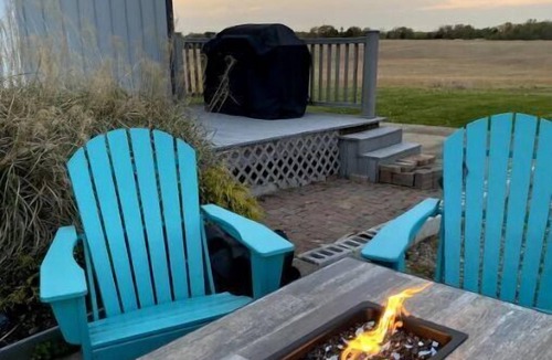 Portland House | Romantic, Cozy, Country Cottage in Portland TN