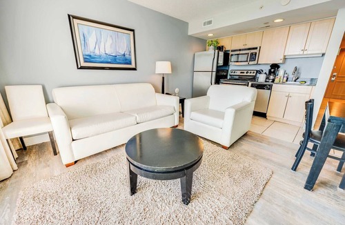Downtown Myrtle Beach Apartment | Romantic Honey Moon Suite, Direct Oceanfront,Pools