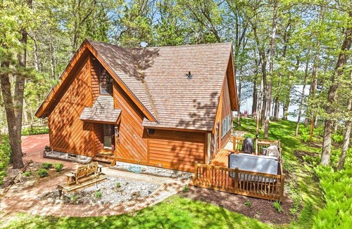 Friendship House | RUSTIC HOME WITH PRIVATE PIER ON LAKE ROCHE-A-CRI - PET FRIENDLY