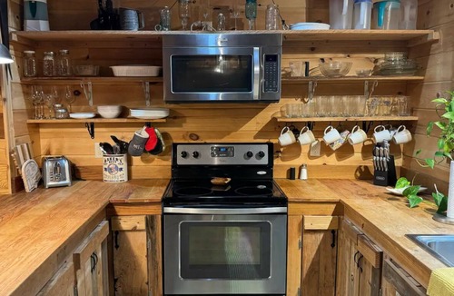Caddo Valley House | Rustic Paradise 4BR Near Lake Degray & Caddo River Sleeps 10