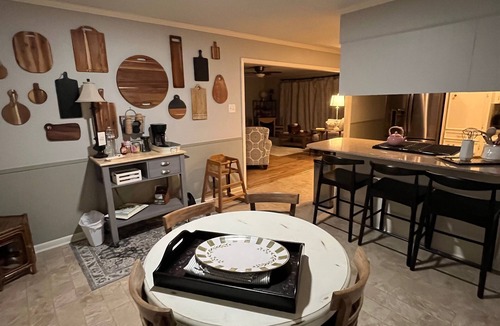 Alexandria House | Safe, Family-Friendly Home in the Middle of Town!