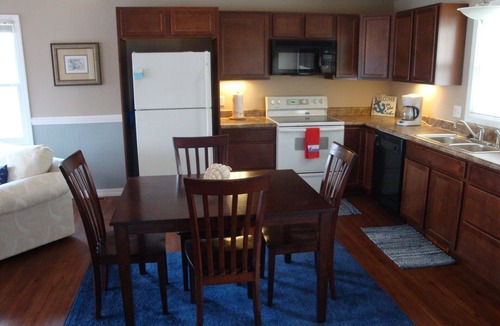 Sunrise Beach House | SAKS Apt 1 Bedroom 1 Bath, Sunset view!