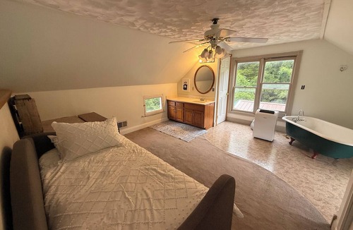 Platte City Other | Secluded Country Retreat Sleeps 8 10 Min to MCI Near World Cup