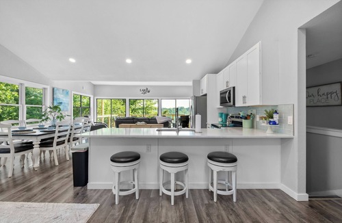 Beaver Shores House | Serenity @ Beaver Lake: Views, Hot Tub & Game Room
