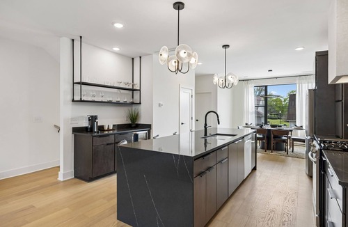 Hurwood Heights House | Sleek Nashville Twin Townhomes | 6BR + Hot Tubs
