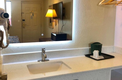 Nashville Hotel | Somatel Nashville Airport Hotel