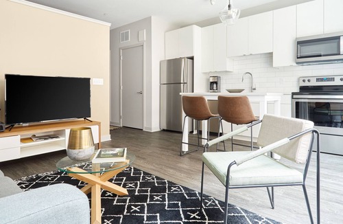 Minneapolis Apartment | Sonder at LUNA | One-Bedroom Apartment
