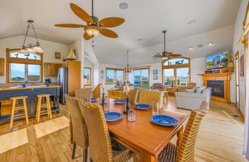 Avon House | Soundside Dog Friendly w/Pool, Hot Tub, Game Room, Cmty Pool/Tennis/Pickleball