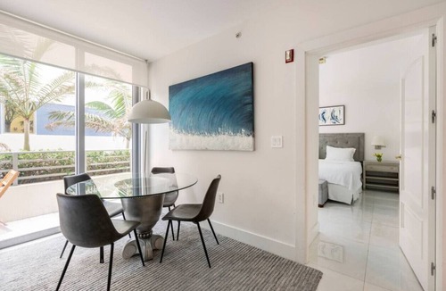 South of Fifth Condo | South of 5th Oceanfront W/Balcony Beach Access