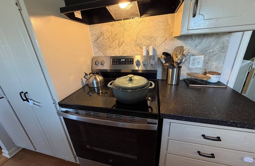 Overland Park House | Spacious 4-bedroom house in tranquil Overland Park