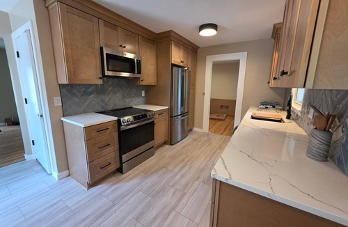 West Bloomington House | Spacious 5-bedroom house in Bloomington