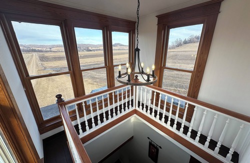 Sextonville House | Spacious 6-bedroom house in the hills of the Driftless Area