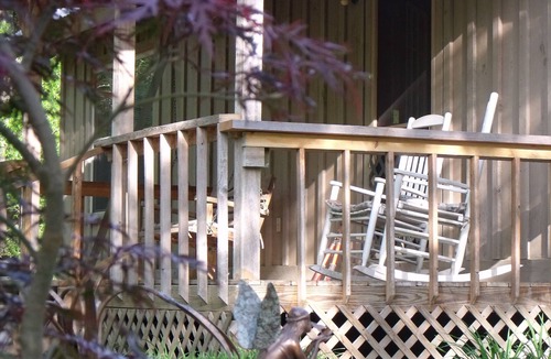 Pearcy Cabin | Spacious Cabin on 18 beautiful acres 20min from downtown. Spa services available