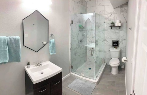 Orange Apartment | Spacious studio Duplex.