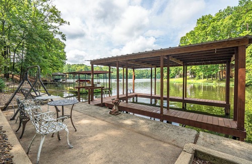 Hot Springs Village House | Spectacular views of Lake DeSoto in a 3 Bedroom & 2 full bath house on the lake!