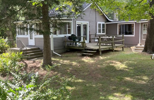 Oostburg Cottage | “Stanley's Cozy Beach Cottage – Steps from the Shore”