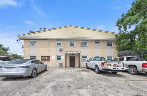 Highlands - Perkins Apartment | Stay close to LSU's Tiger Stadium and downtown.