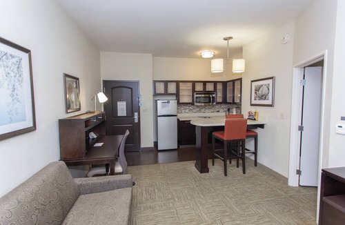 Bowling Green Hotel | Staybridge Suites Bowling Green by IHG