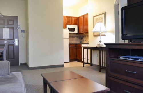 Lake Hamilton Hotel | Staybridge Suites Hot Springs by IHG