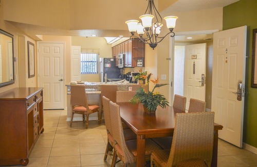 Florida Central Atlantic Coast Resort | STUNNING 2 BEDROOM AT LAKES RESORT NEAR DISNEY UNIVERSAL SEA WORLD