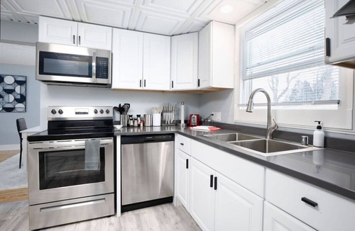 Appleton House | Stunning, Renovated Home, Short Walk to Downtown from Commercial St.