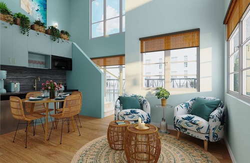 South Pointe Condo | Sun-kissed Retreat: Pool, Beach Access, BBQ & Balcony!