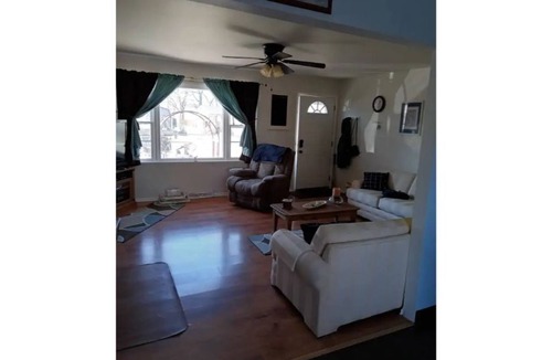 St. James House | Sunny Stay