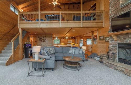 Innsbrook Ski Chalet | Sunset Haven by Innsbrook Vacations!