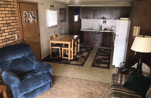 Vernon County House | Sunset Waters: Serene Retreat on the Mississippi River Shoreline Fisher Friendly