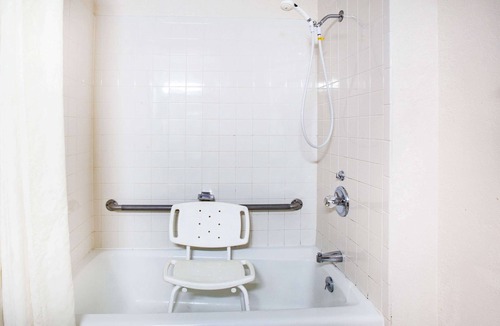 Hot Springs Hotel | Super 8 by Wyndham Hot Springs