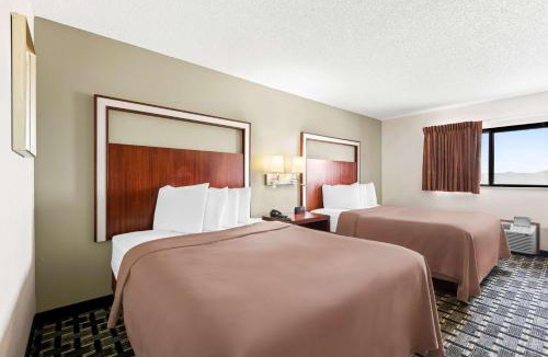 Manchester Hotel | SureStay Hotel by Best Western Manchester