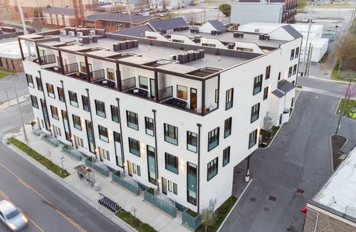 Buena Vista Apartment | Swiftie-Inspired Stay, Walkable to Broadway | The Love Story Suite by AvantStay