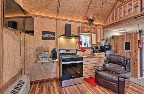 Greenbrier Apartment | Tennessee Tiny Home ~ 24 Mi to Nashville