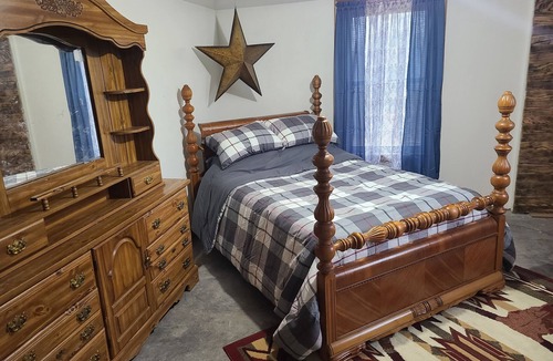 Cub Run House | The Bunkhouse @Dragonfly Ranch is made to make you feel like home away from home