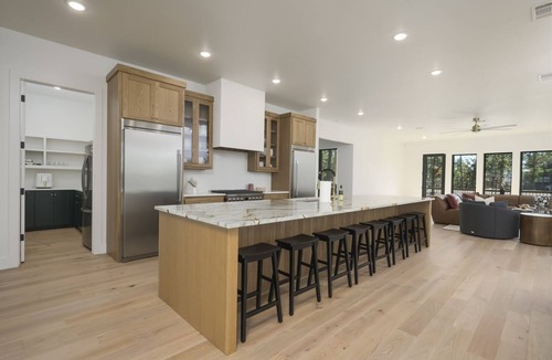 Pickens Cabin | The Charlotte|Spectacular Views|Sleeps 20