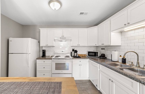 Clarksville Condo | The Family Float at Autumn Ridge
