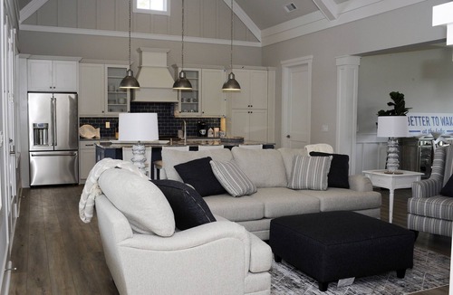 Eatonton Cottage | The Gorgeous Starboard Cottage at Cottage Cove at Lake Oconee!