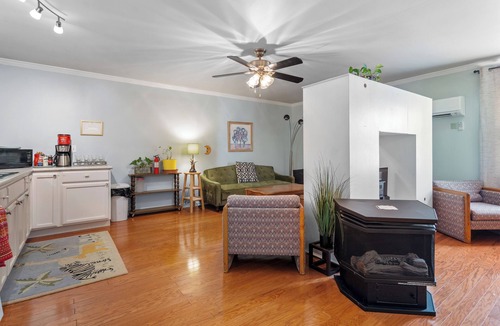Donelson Apartment | The Green Retreat w/Cereal Bar! - Great Location Close to BNA