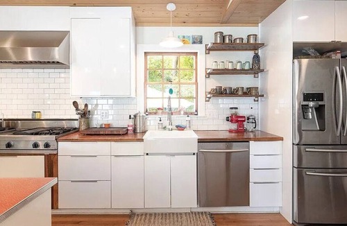 Oxford House | The Hayden, Lovely 4 BR home, 1 mi from the Square