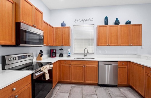 Tuscan Hills House | The Hideaway@Tuscan Hills, a modern 4 bedroom, 3 bath luxury home