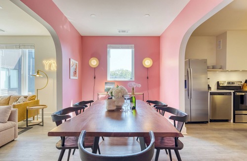Five Points House | The Last Rodeo | Bachelorette Retreat | Sleeps 36 | 5 Mins to Broadway