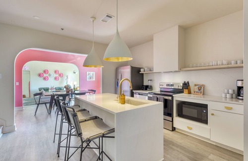 Five Points House | The Last Rodeo | Bachelorette Retreat | Sleeps 36 | 5 Mins to Broadway