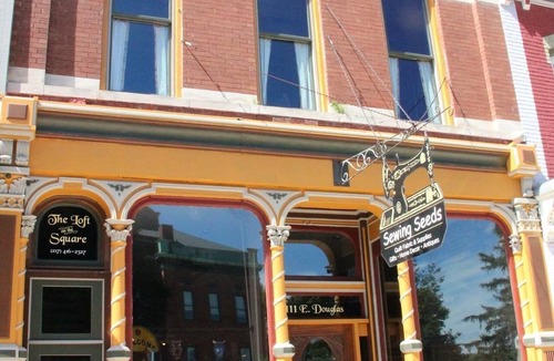 Petersburg Apartment | The Loft on the Square