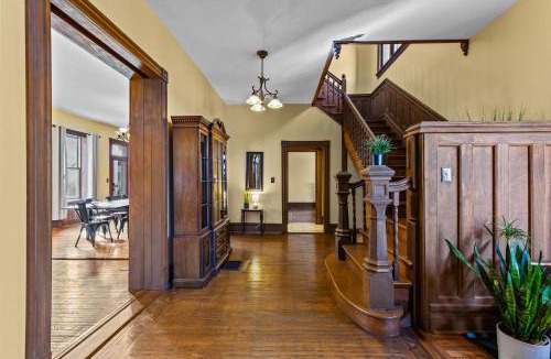 Lafayette Square House | The Marquis Manor