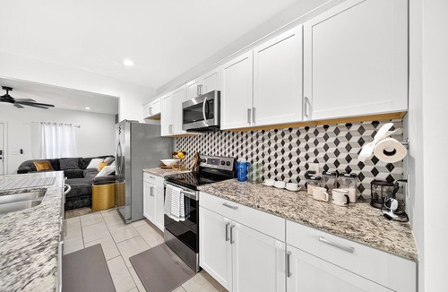 Antioch House | The Nashville Bluebird Getaway- 3br 2.5 bath